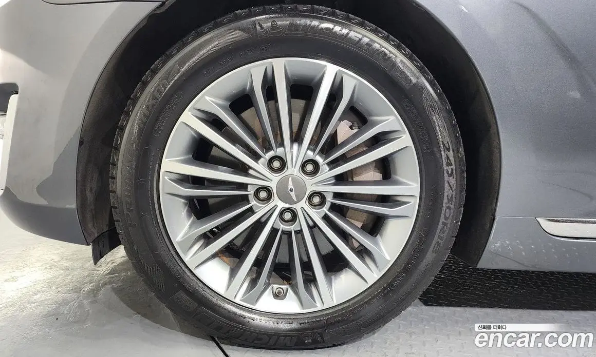 Genesis EQ900 2016 3.8 автомат (гидро), фото 5 Genesis EQ900 2016 3.8 автомат (гидро), фото 5