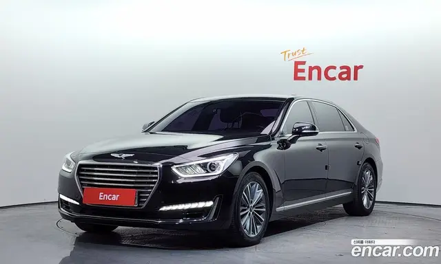 Genesis EQ900, 2017, 317 137 км