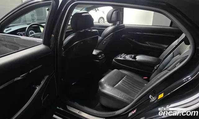 Genesis EQ900 2018 3.8 автомат (гидро), миниатюра 12