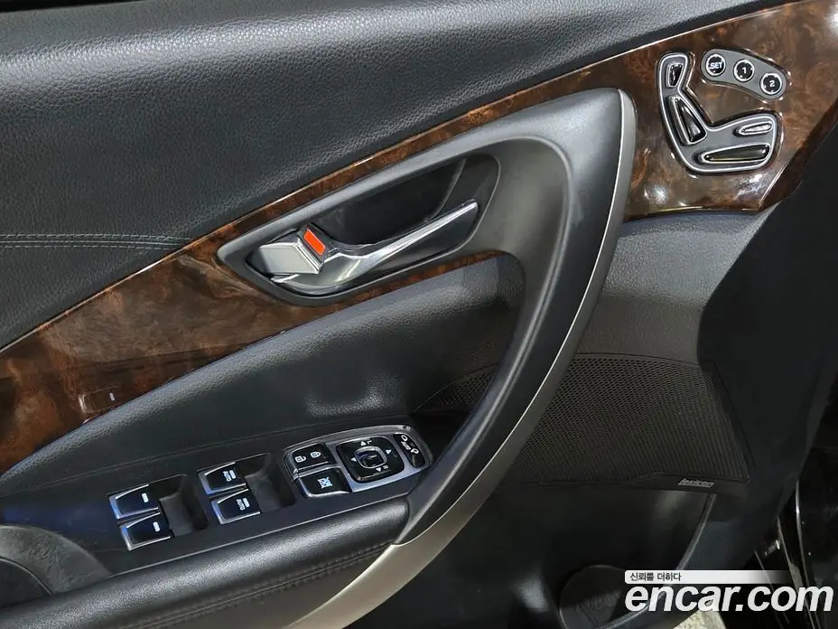 Hyundai Aslan 2015 3.3 автомат (гидро), фото 15