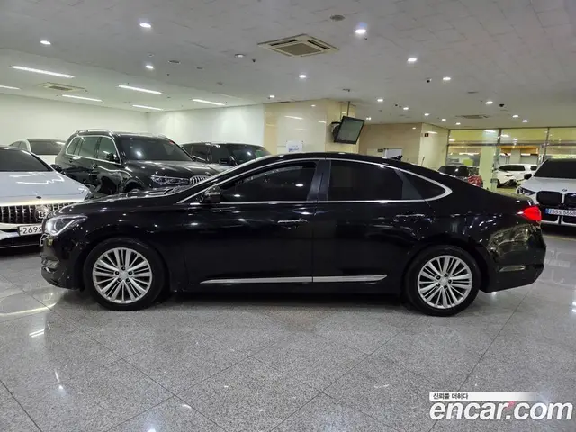 Hyundai Aslan 2015 3.3 автомат (гидро), миниатюра 3