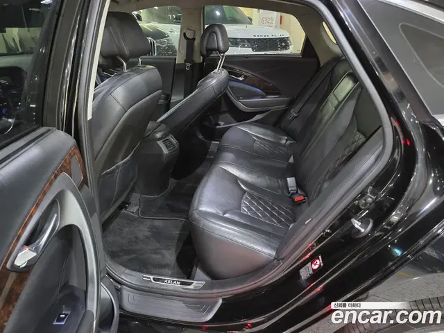 Hyundai Aslan 2015 3.3 автомат (гидро), миниатюра 7
