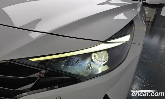 Hyundai Avante 2022 1.6 автомат (гидро), миниатюра 8
