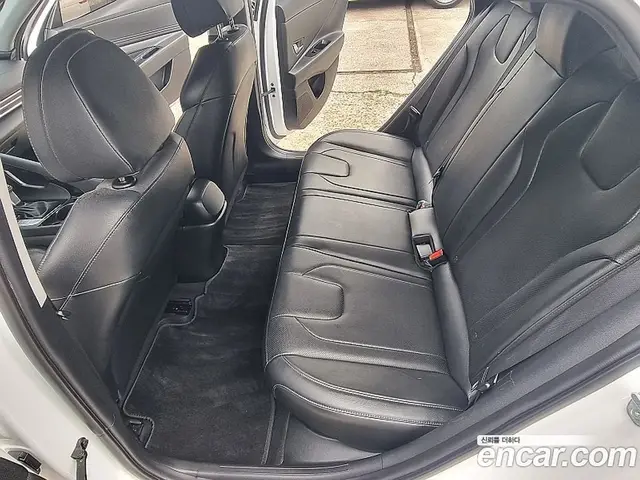 Hyundai Avante 2023 1.6 автомат (гидро), миниатюра 12