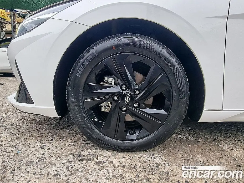 Hyundai Avante 2023 1.6 автомат (гидро), фото 19 Hyundai Avante 2023 1.6 автомат (гидро), фото 19