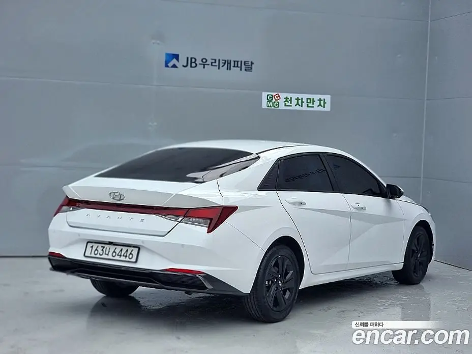 Hyundai Avante 2023 1.6 автомат (гидро), фото 4 Hyundai Avante 2023 1.6 автомат (гидро), фото 4