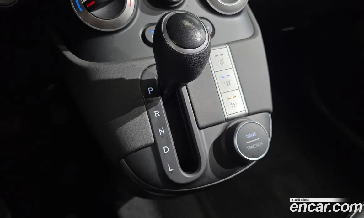 Hyundai Casper 2022 1.0 автомат (гидро), фото 12