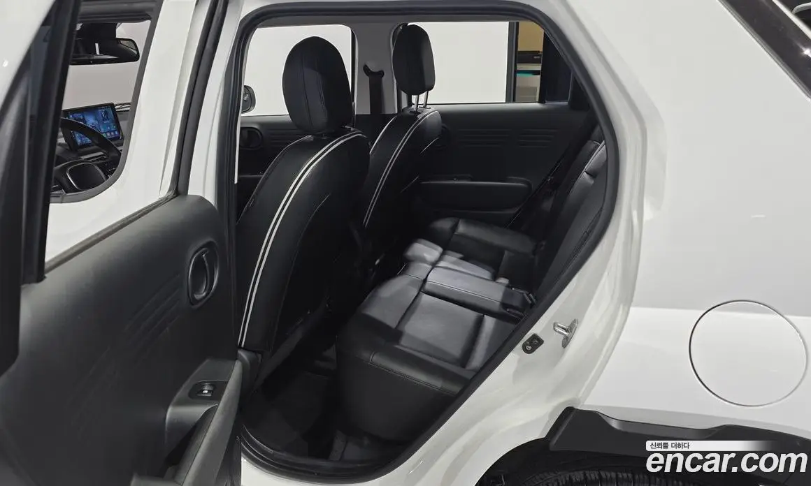 Hyundai Casper 2022 1.0 автомат (гидро), фото 17
