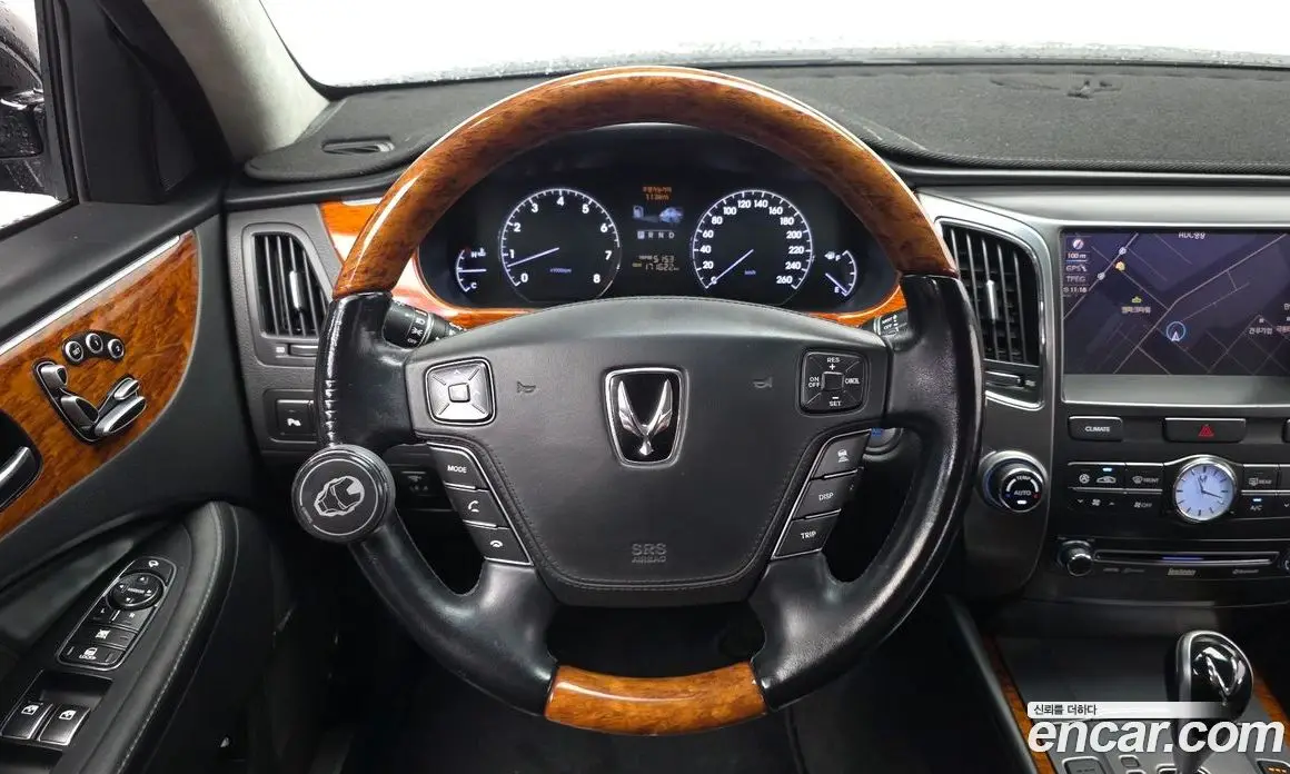 Hyundai Equus 2011 5.0 автомат (гидро), фото 13