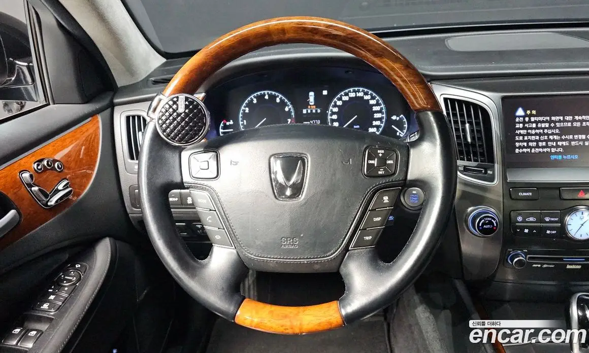 Hyundai Equus 2012 5.0 автомат (гидро), фото 11