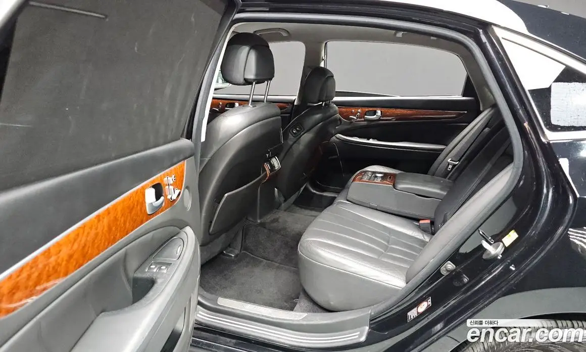 Hyundai Equus 2012 5.0 автомат (гидро), фото 19