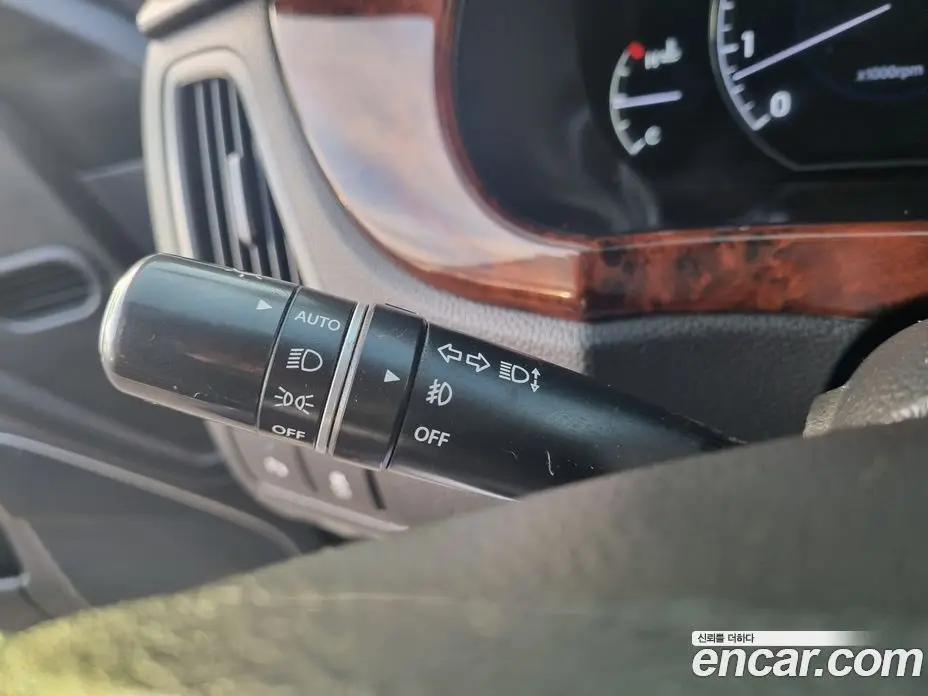 Hyundai Equus 2012 3.8 автомат (гидро), фото 20