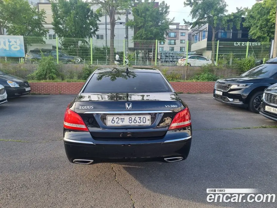 Hyundai Equus 2012 3.8 автомат (гидро), фото 4