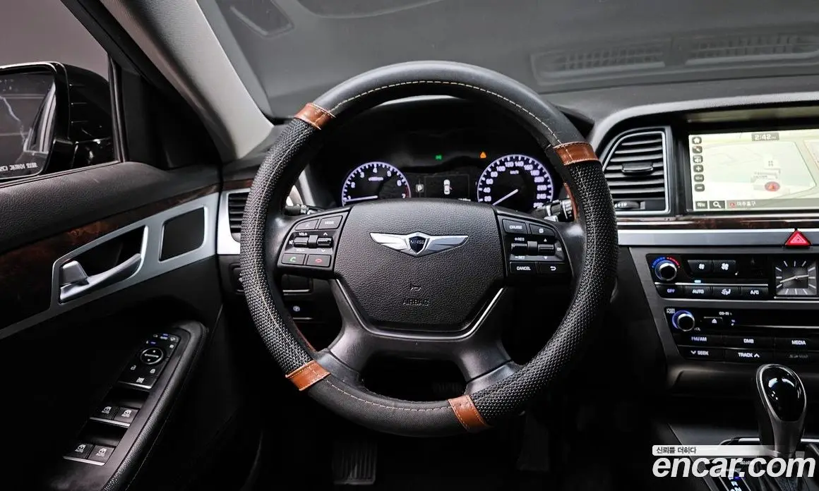 Hyundai Genesis 2016 3.3 автомат (гидро), фото 13