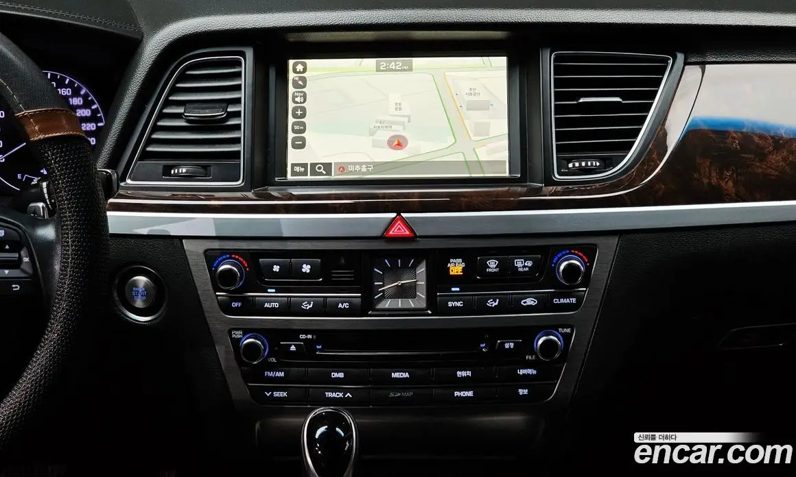 Hyundai Genesis 2016 3.3 автомат (гидро), фото 14