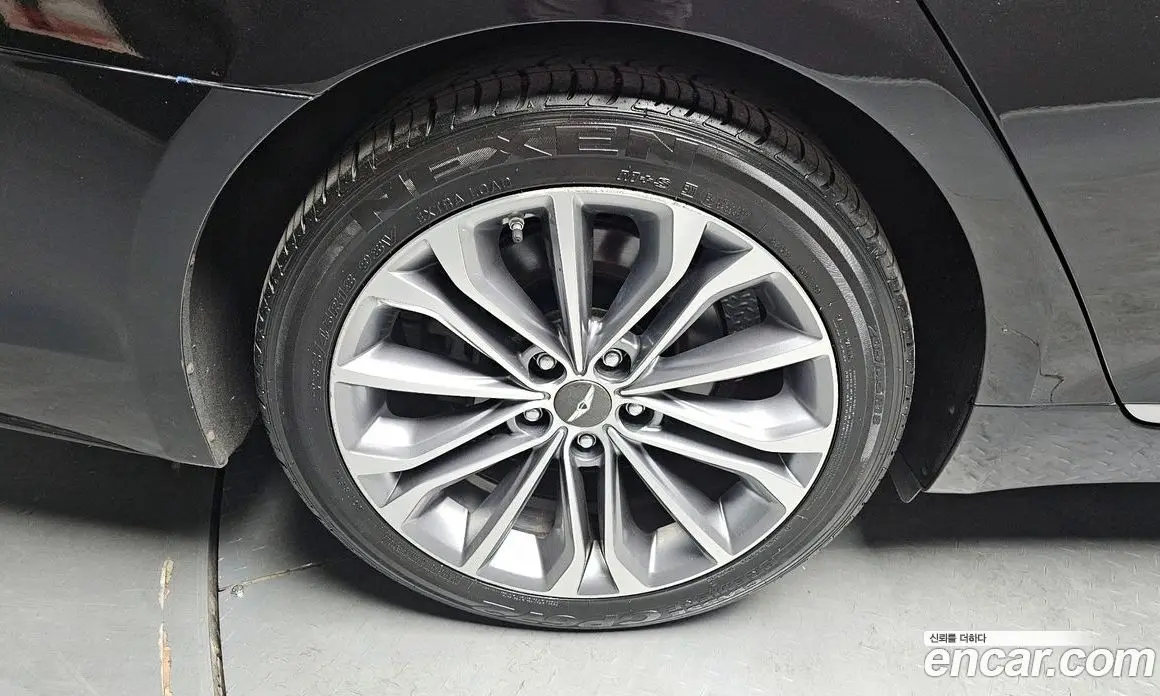 Hyundai Genesis 2016 3.3 автомат (гидро), фото 5