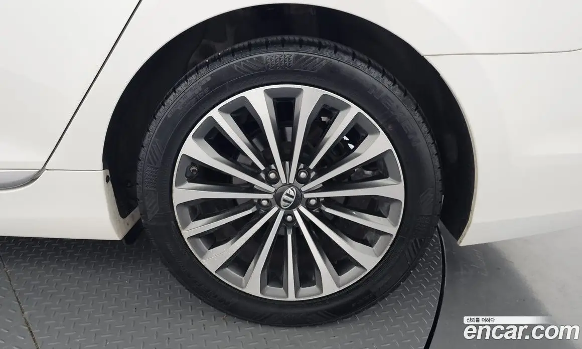 Hyundai Grandeur 2013 3.0 автомат (гидро), фото 7