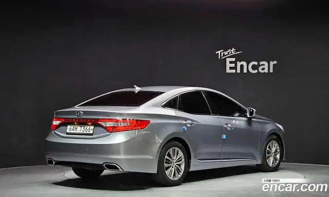 Hyundai Grandeur 2015 2.4 автомат (гидро), миниатюра 2