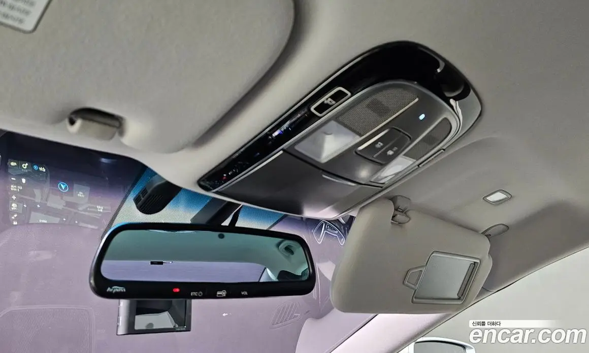 Hyundai Grandeur 2015 2.4 автомат (гидро), фото 20