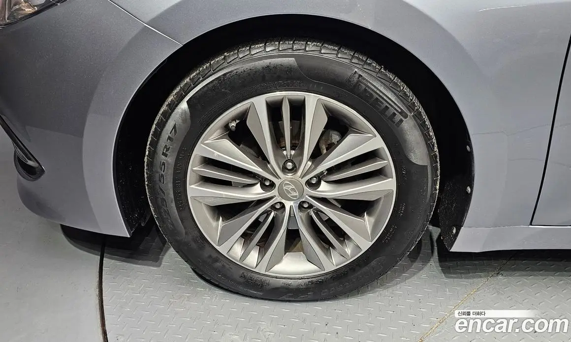 Hyundai Grandeur 2015 2.4 автомат (гидро), фото 5