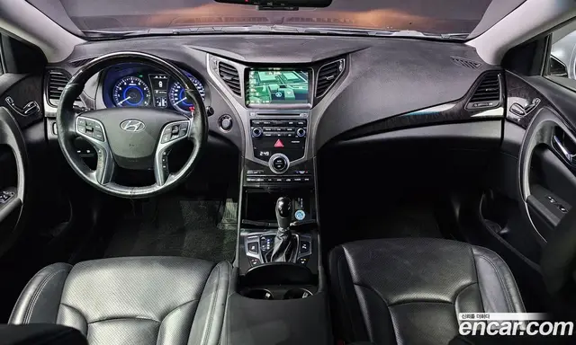 Hyundai Grandeur 2015 2.4 автомат (гидро), миниатюра 7