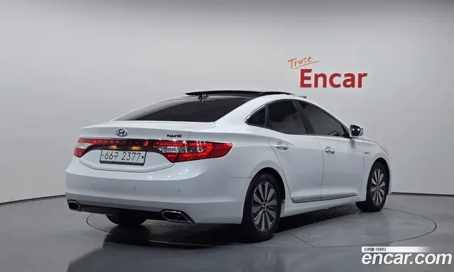 Hyundai Grandeur, 2015, 125 631 км