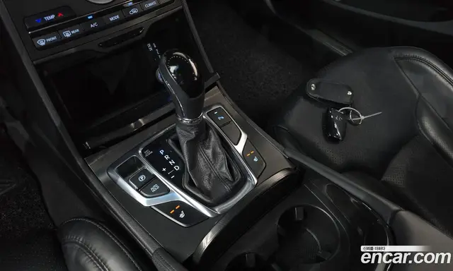Hyundai Grandeur 2015 2.4 автомат (гидро), миниатюра 11