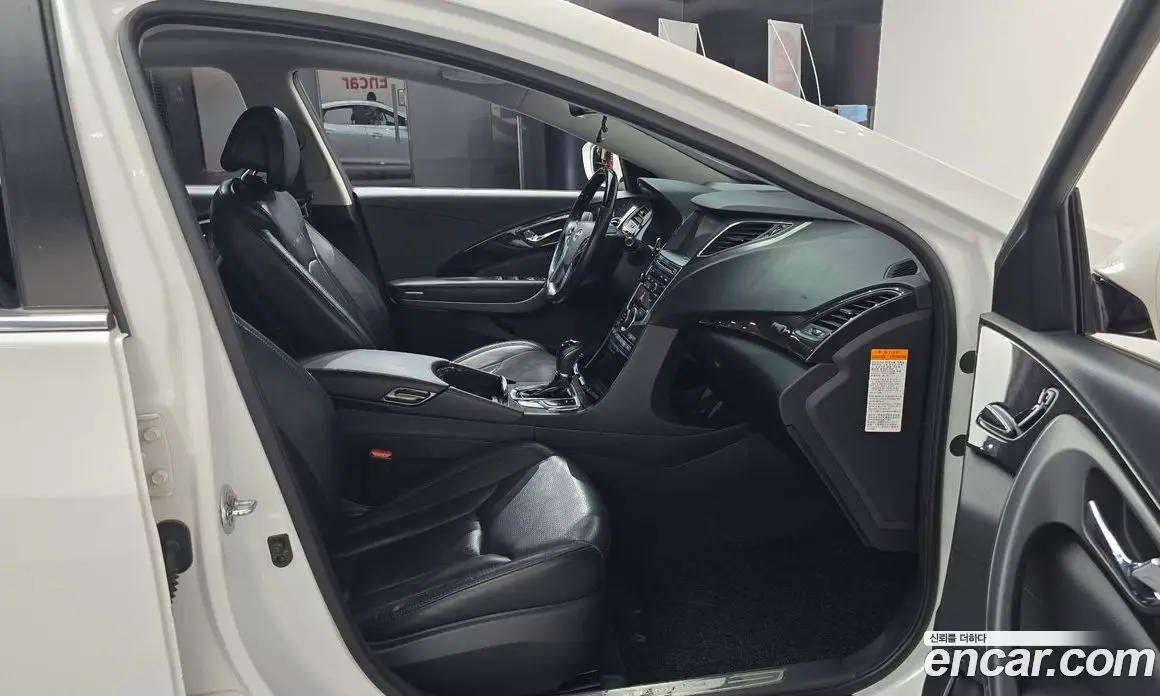 Hyundai Grandeur 2015 2.4 автомат (гидро), фото 15