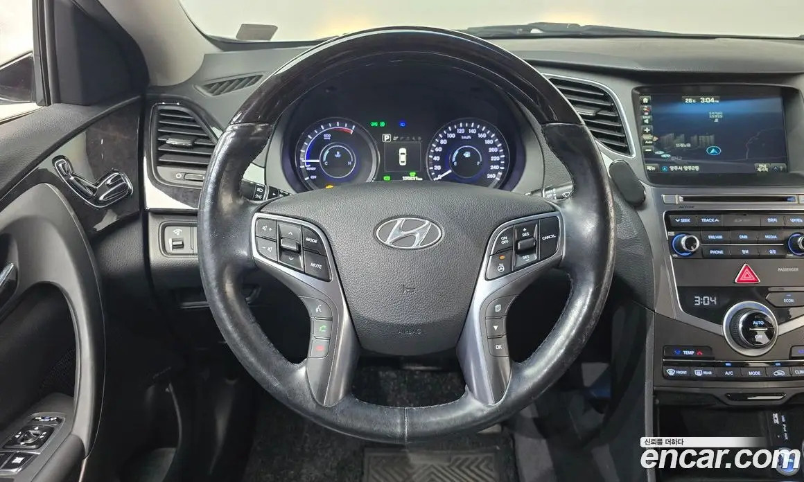 Hyundai Grandeur 2015 2.4 автомат (гидро), фото 17