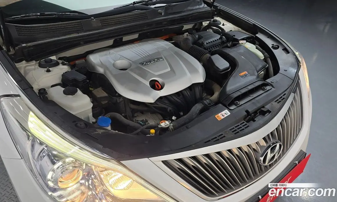 Hyundai Grandeur 2015 2.4 автомат (гидро), фото 5