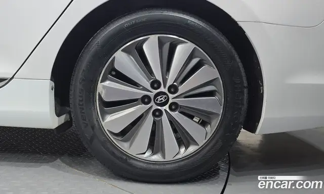 Hyundai Grandeur 2015 2.4 автомат (гидро), миниатюра 6