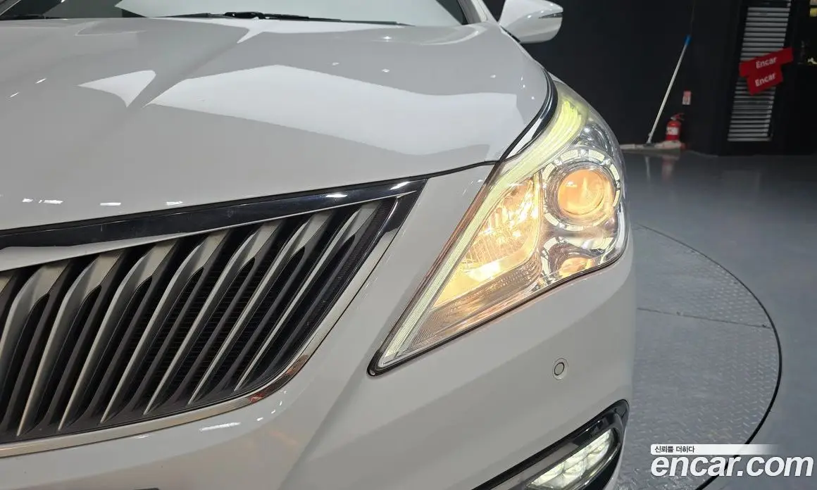 Hyundai Grandeur 2015 2.4 автомат (гидро), фото 7
