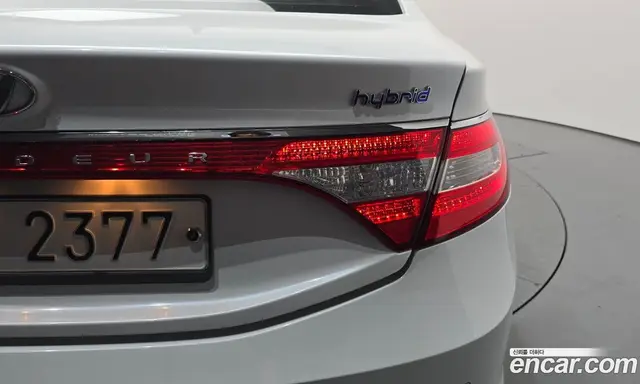 Hyundai Grandeur 2015 2.4 автомат (гидро), миниатюра 8