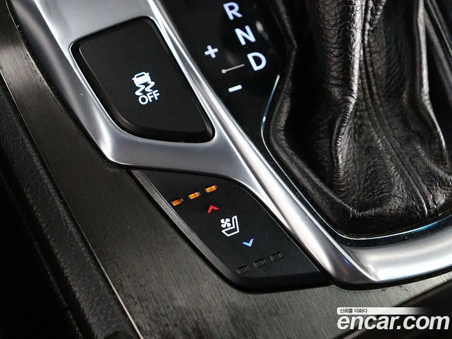 Hyundai Grandeur 2015 3.0 автомат (гидро), фото 11
