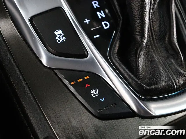 Hyundai Grandeur 2015 3.0 автомат (гидро), миниатюра 11