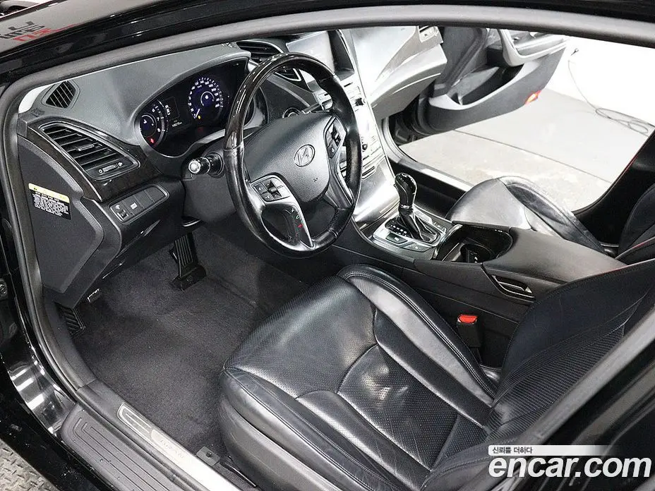 Hyundai Grandeur 2015 3.0 автомат (гидро), фото 18