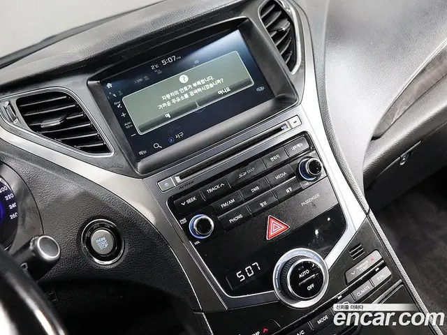 Hyundai Grandeur 2015 3.0 автомат (гидро), миниатюра 8