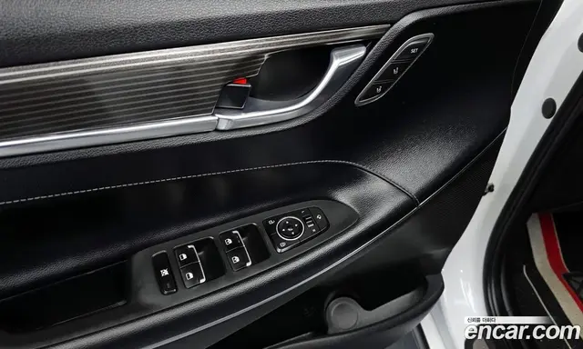 Hyundai Grandeur 2017 2.4 автомат (гидро), миниатюра 11