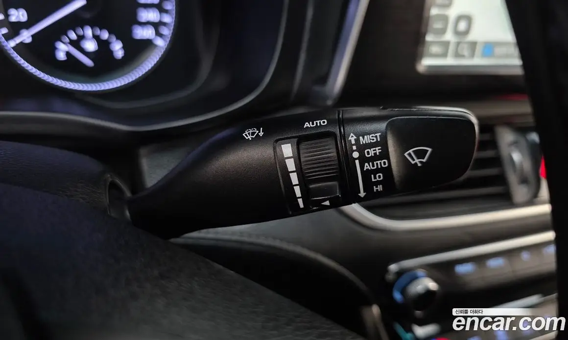 Hyundai Grandeur 2017 2.4 автомат (гидро), фото 14