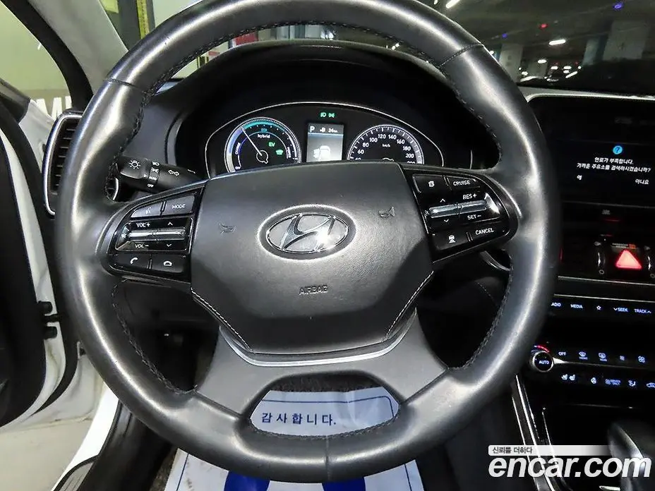 Hyundai Grandeur 2017 2.4 автомат (гидро), фото 14 Hyundai Grandeur 2017 2.4 автомат (гидро), фото 14