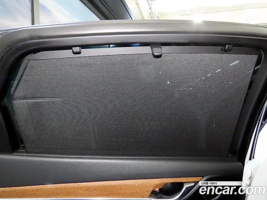 Hyundai Grandeur 2017 2.4 автомат (гидро), фото 17 Hyundai Grandeur 2017 2.4 автомат (гидро), фото 17