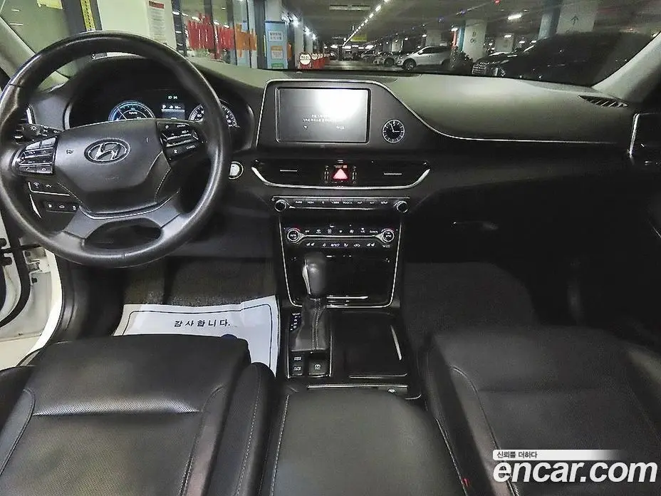 Hyundai Grandeur 2017 2.4 автомат (гидро), фото 7 Hyundai Grandeur 2017 2.4 автомат (гидро), фото 7