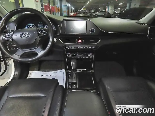 Hyundai Grandeur 2017 2.4 автомат (гидро), миниатюра 7 Hyundai Grandeur 2017 2.4 автомат (гидро), миниатюра 7