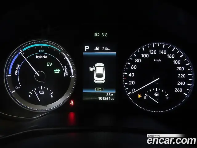 Hyundai Grandeur 2017 2.4 автомат (гидро), миниатюра 8 Hyundai Grandeur 2017 2.4 автомат (гидро), миниатюра 8