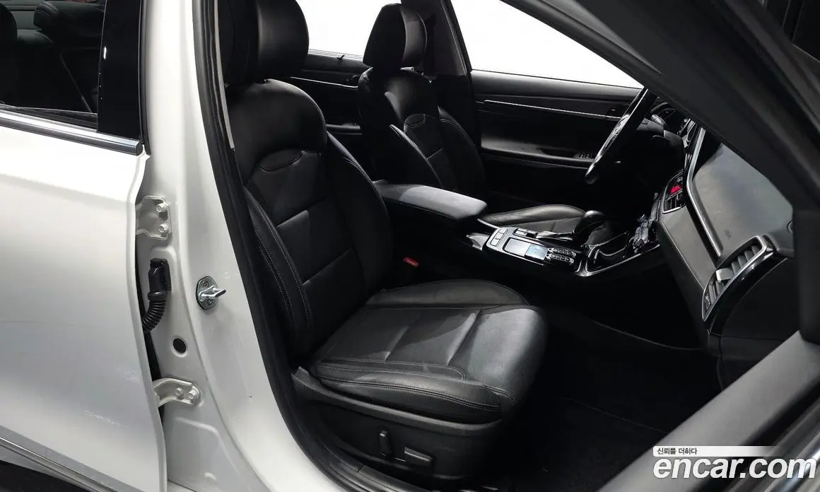 Hyundai Grandeur 2017 2.4 автомат (гидро), фото 11