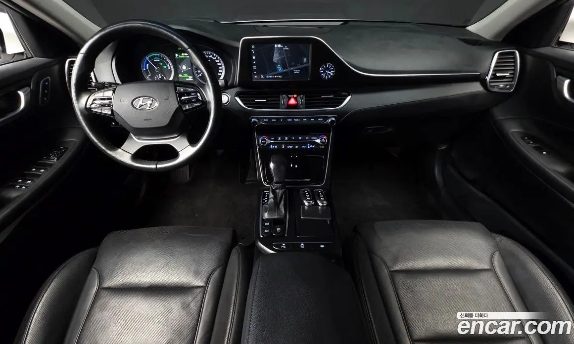 Hyundai Grandeur 2017 2.4 автомат (гидро), фото 7