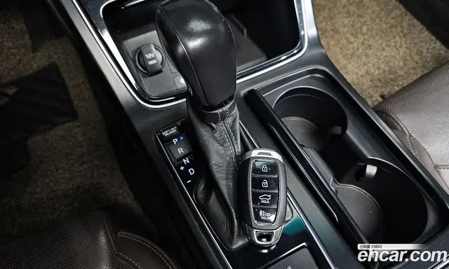 Hyundai Grandeur 2017 3.0 автомат (гидро), миниатюра 11