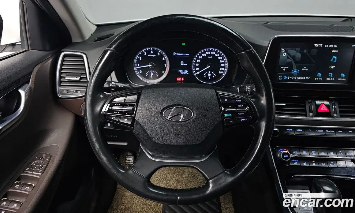 Hyundai Grandeur 2017 3.0 автомат (гидро), фото 18
