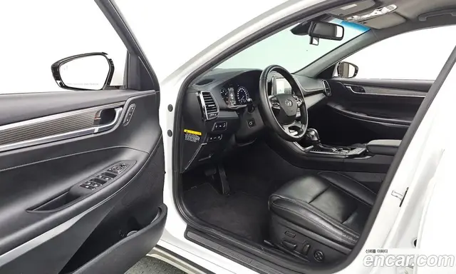 Hyundai Grandeur 2018 3.0 автомат (гидро), миниатюра 12