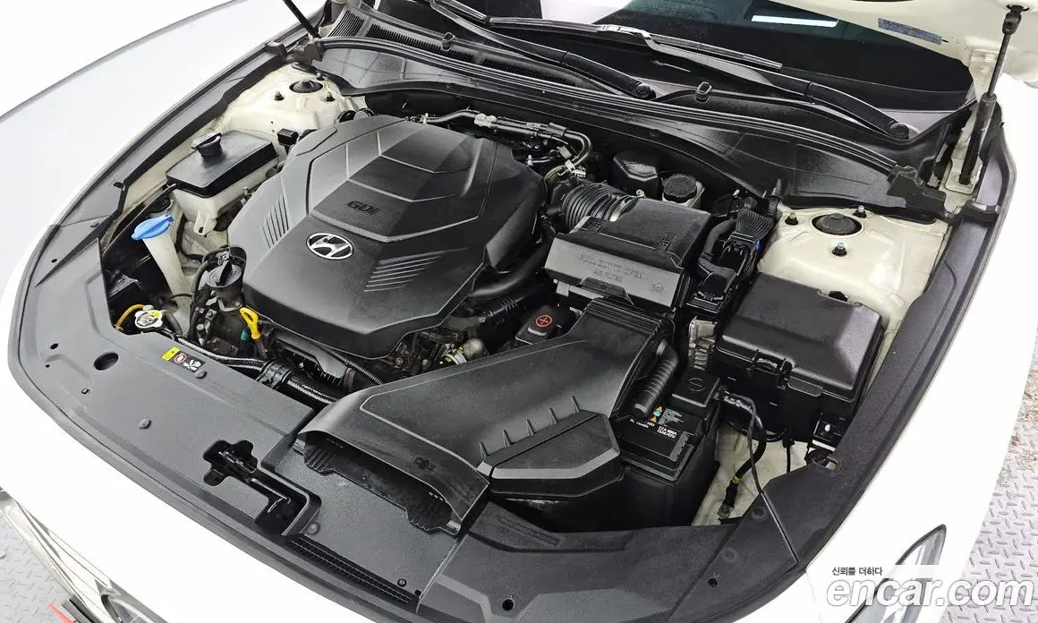 Hyundai Grandeur 2018 3.0 автомат (гидро), фото 5